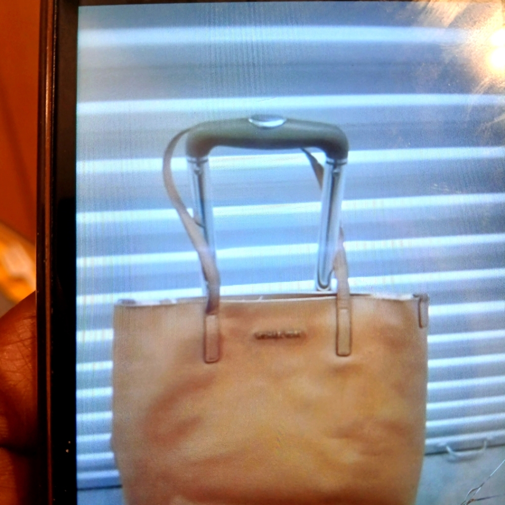 Michael Kors Elegant Cream Tote